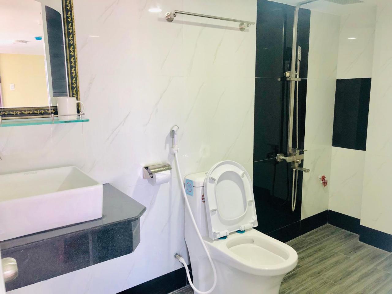Ngoc Huong Hostel & Apartments كوي نون المظهر الخارجي الصورة